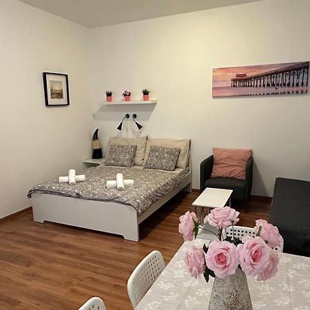 Apartment Juan บูดาเปสต์ ภายนอก รูปภาพ