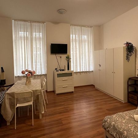Apartment Juan บูดาเปสต์ ภายนอก รูปภาพ
